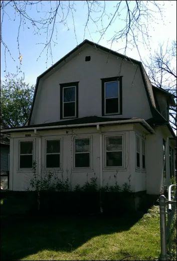 Photo of This is the house where "The Kid" (played by Prince) lived in the movie "Purple Rain," in Minneapolis, Minnesota