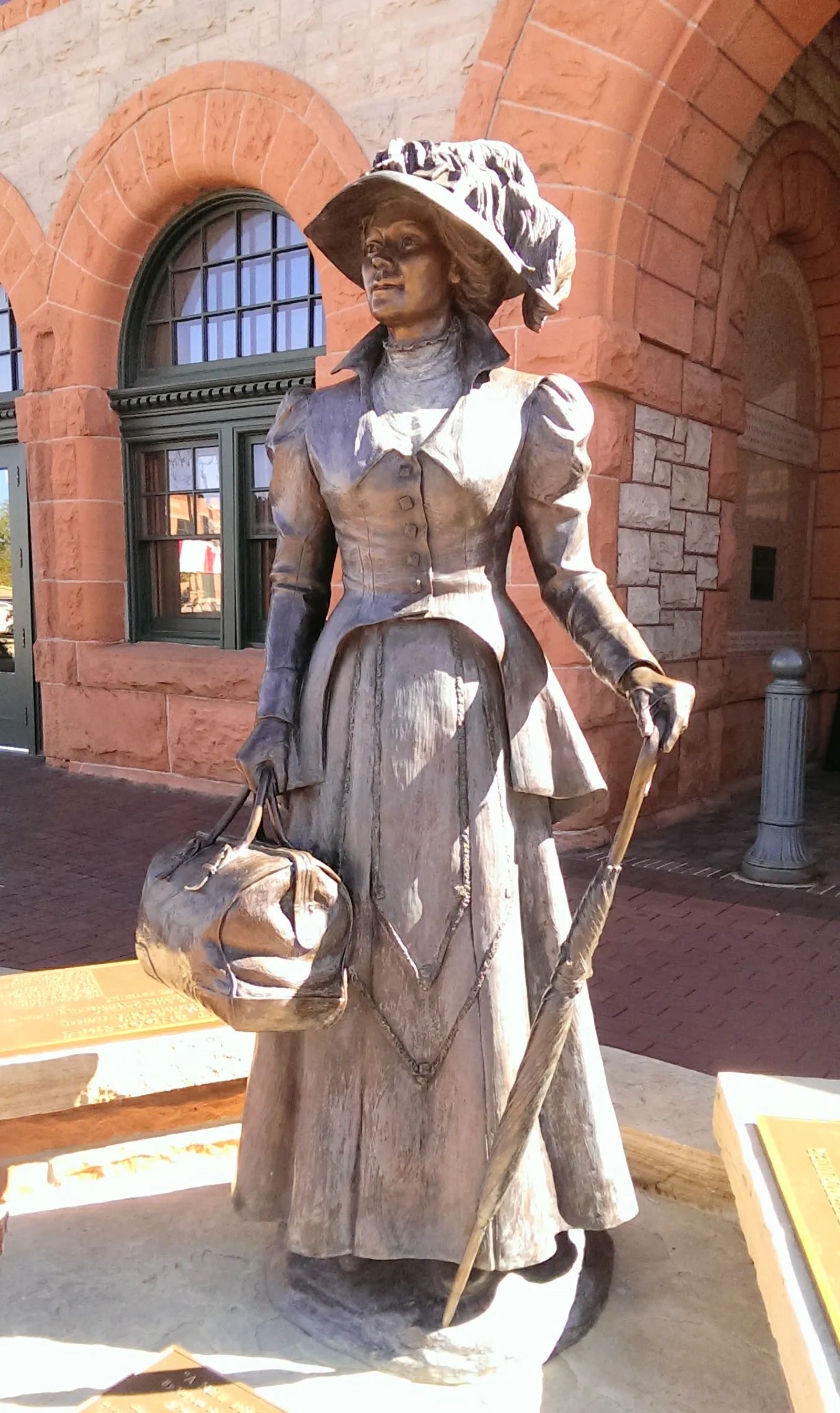 Photo of a sculpture called "a new beginning" in Cheyenne, Wyoming
