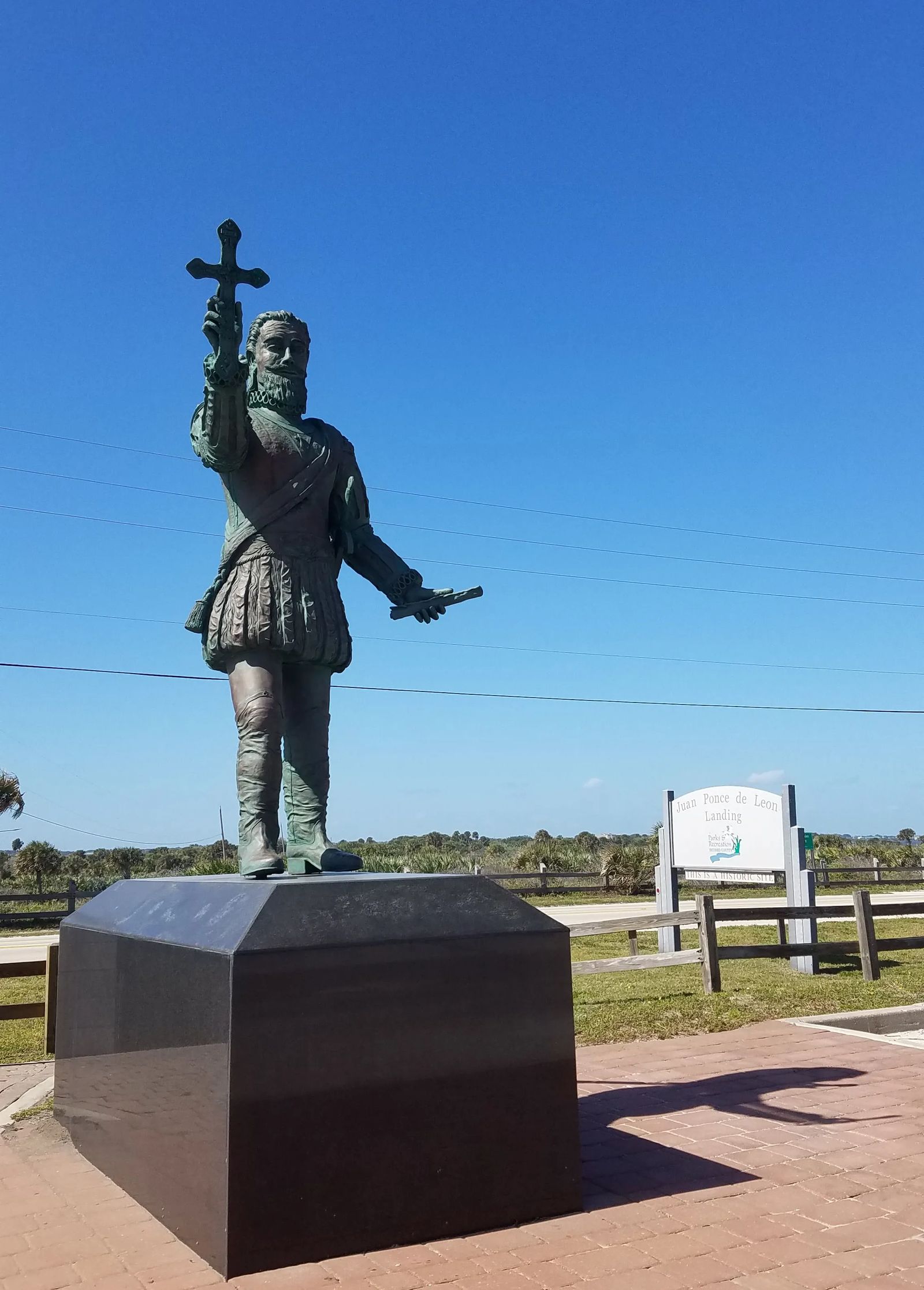 Photo of the statue of Ponce de Leon at Melbourne Beach, Florida