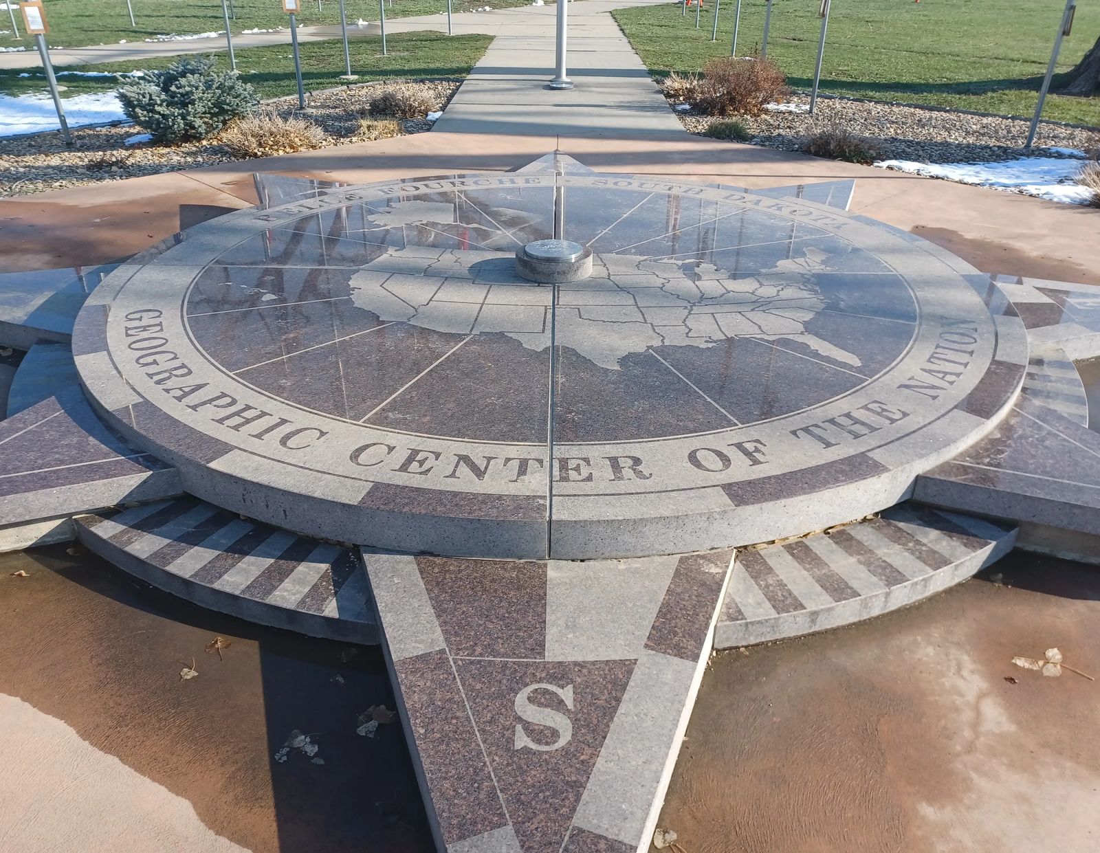 Photo of the Geographic Center of the Nation monument in Belle Fourche South Dakota