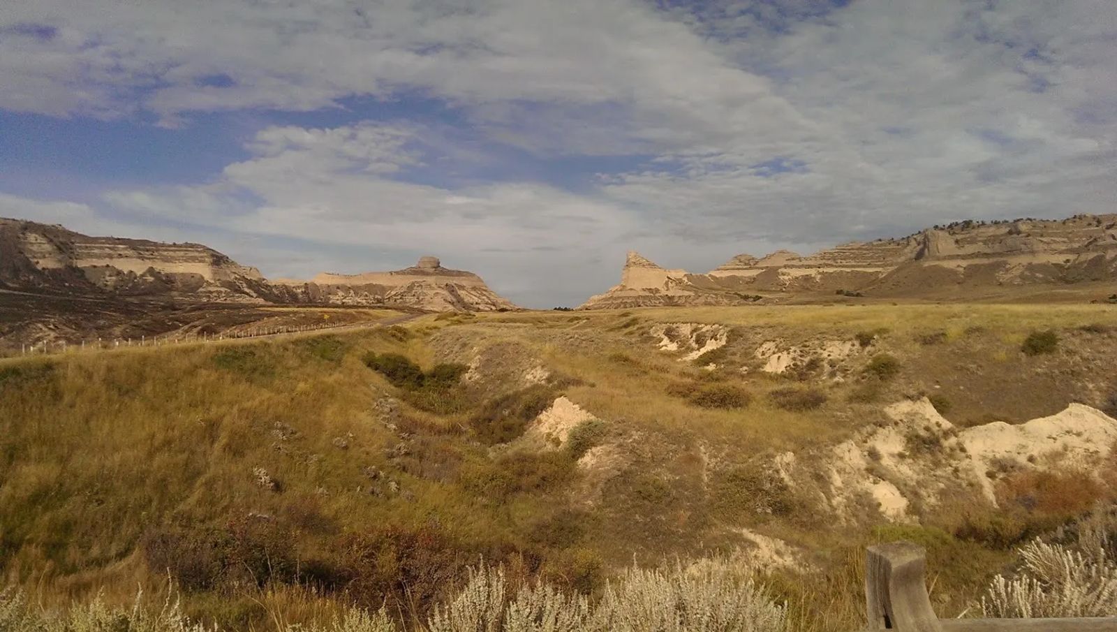 Photo of the Oregon Trail ruts approaching Scotts Bluff Nebraska