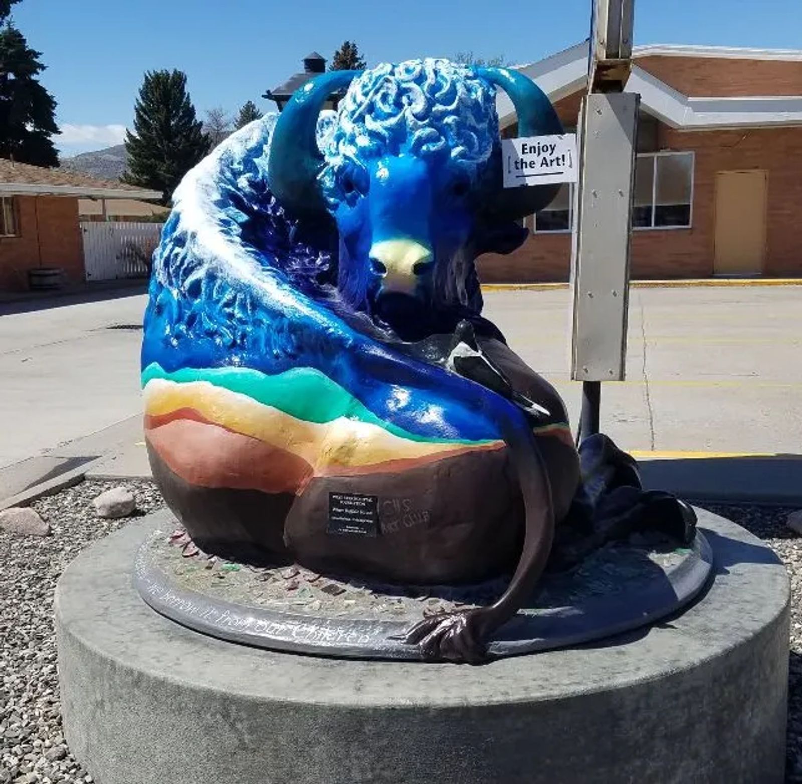 Photo of Painted bison sculpture in Cody, Wyoming