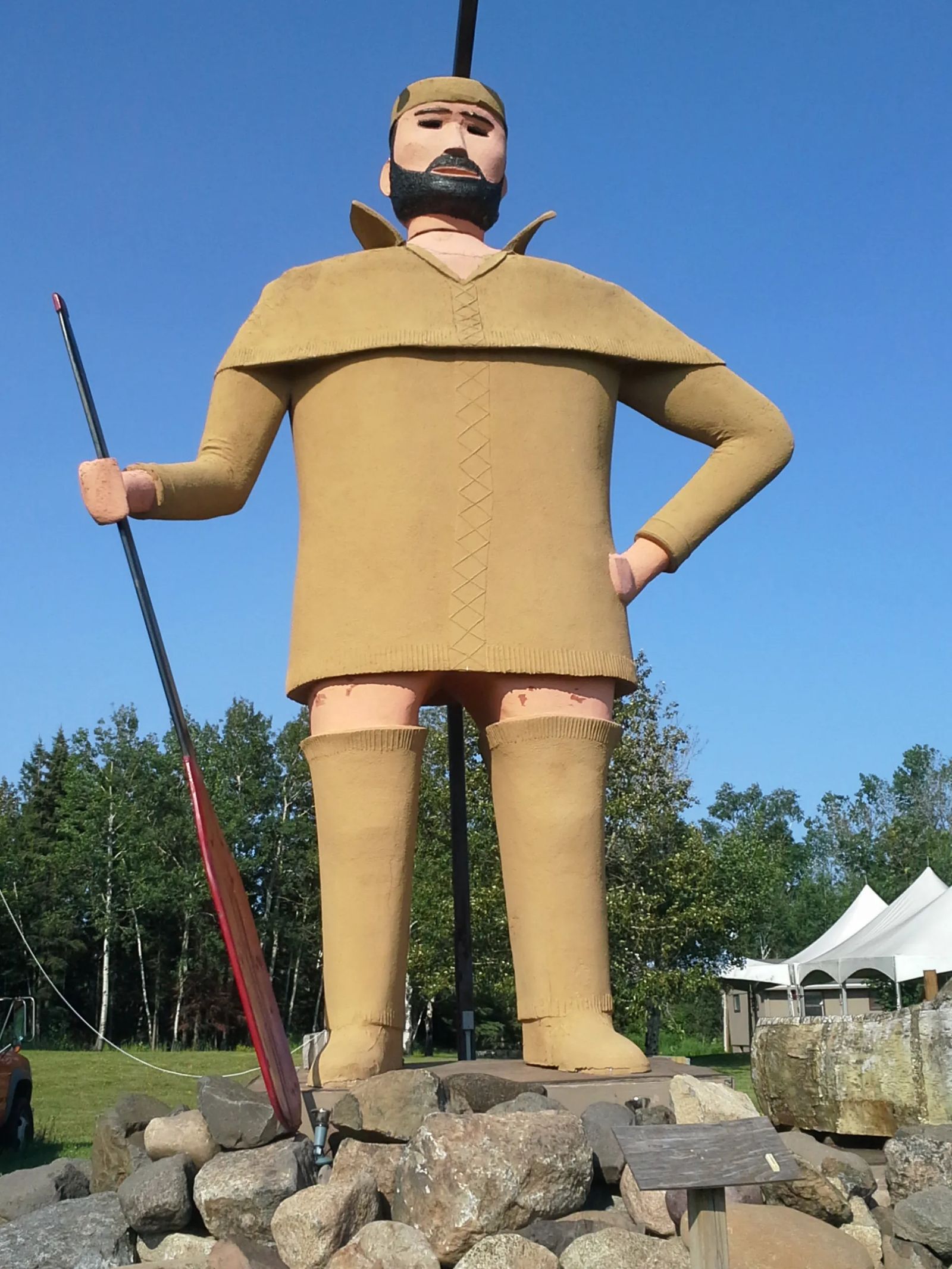 Photo of Pierre, the Voyageur, a statue on the north shore of Lake Superior