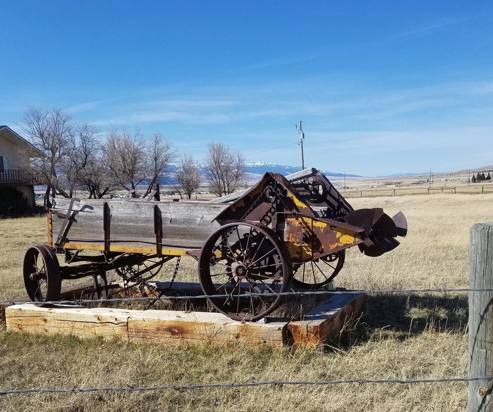 Photo of a manure spreader in Montana