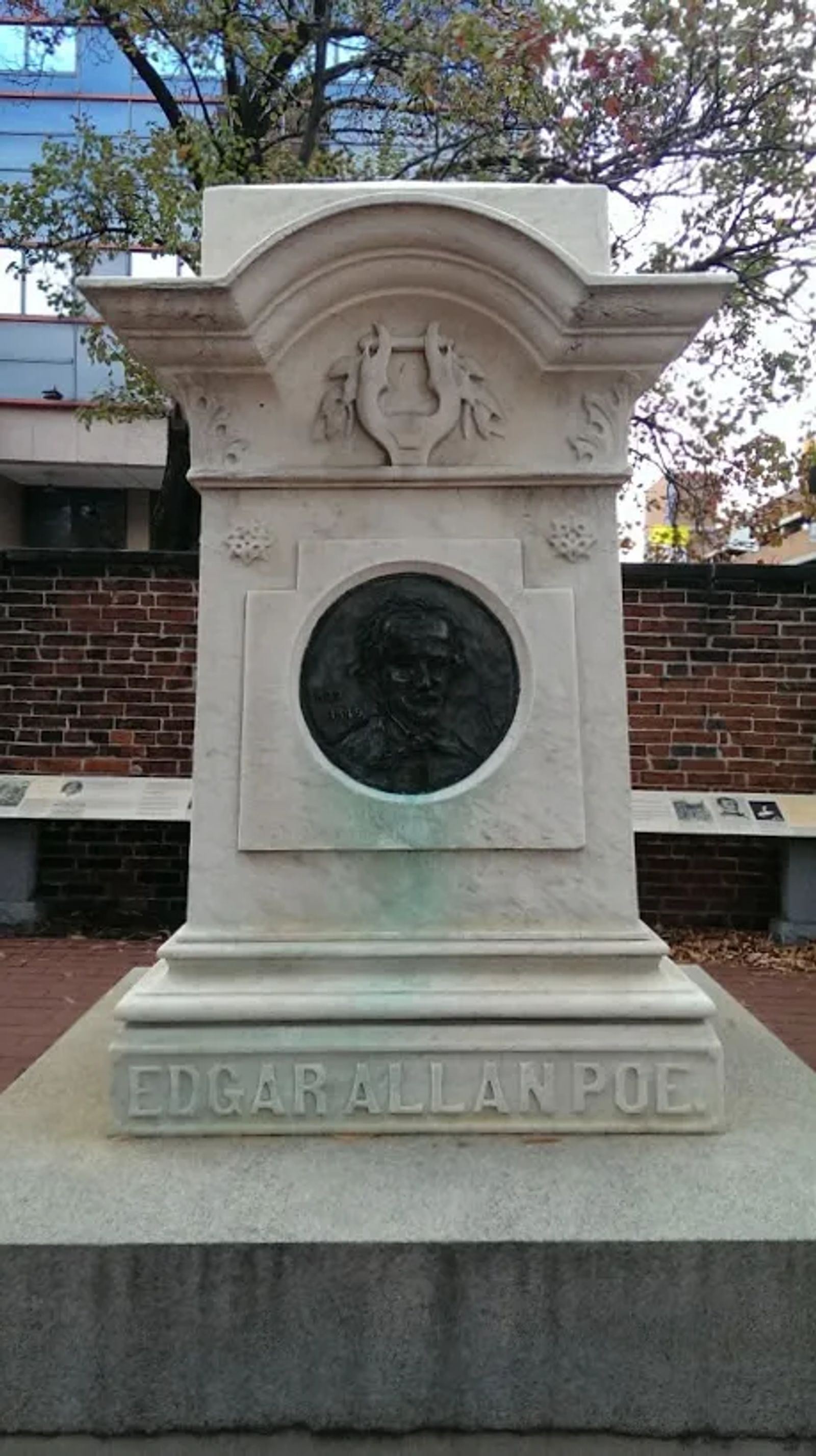 Photo of Edgar Allen Poe's Grave in Baltimore, Maryland